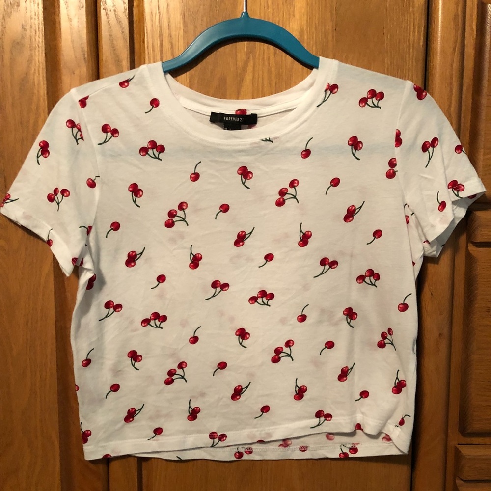 Cherry cropped t-shirt